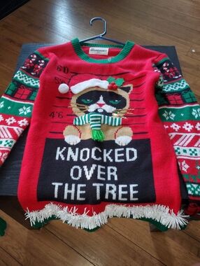 No Boundaries Junior Grumpy Cat Ugly Christmas Sweater